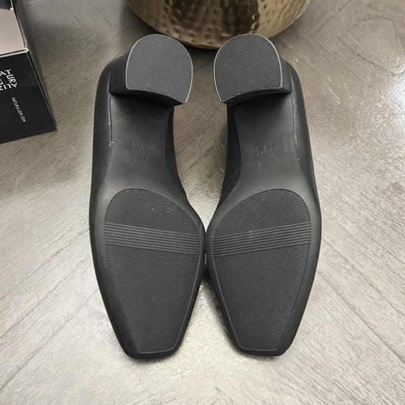 Naturalizer Warner Square Toe Pump - Picture 4 of 13